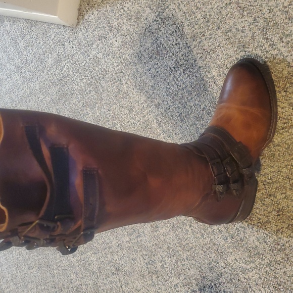 Raylene - Picture 3 of 12